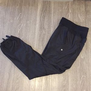 Lulu dance studio III unlined pant black size 6